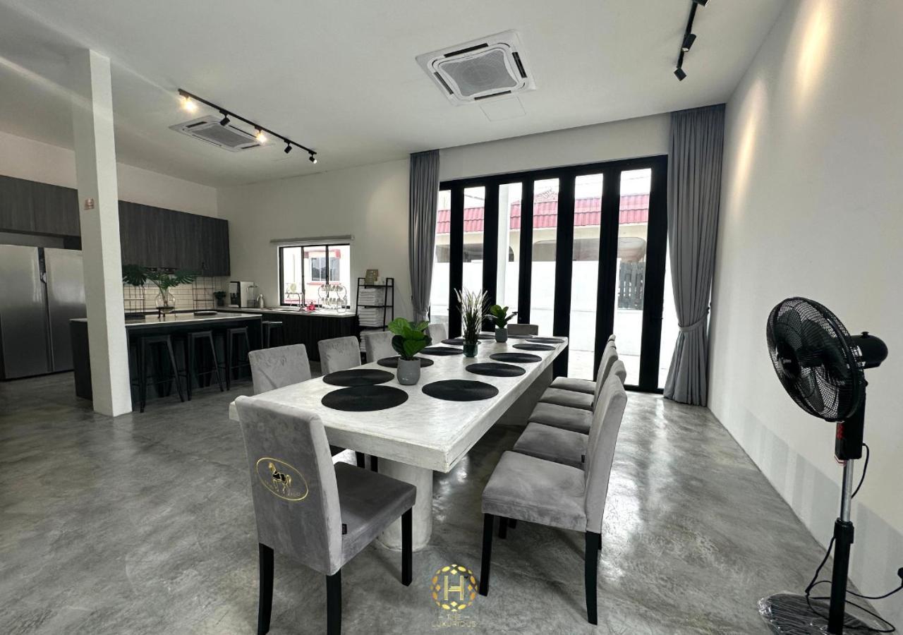 The Luxurious 27, Johor Bahru Villa Eksteriør billede