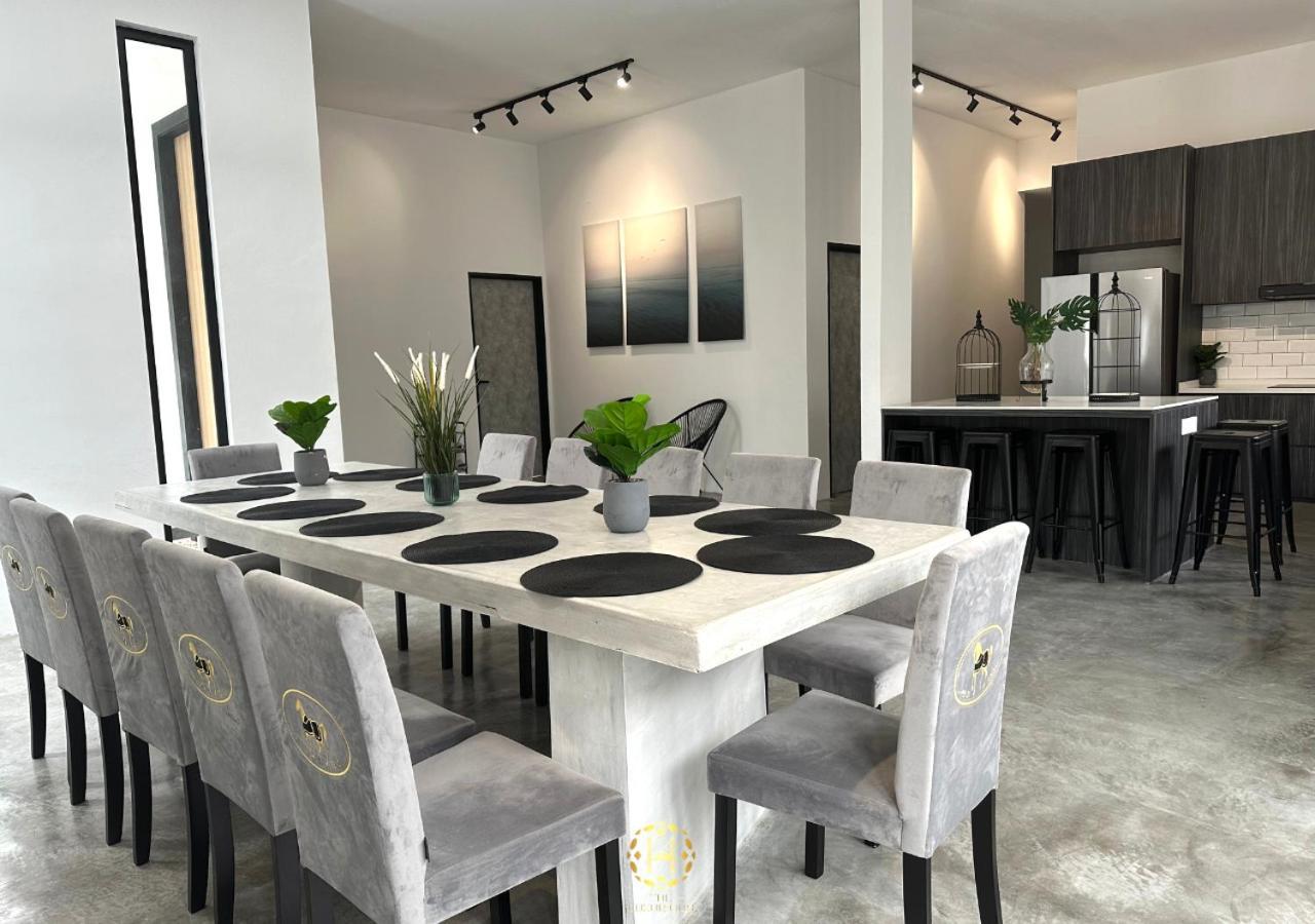The Luxurious 27, Johor Bahru Villa Eksteriør billede