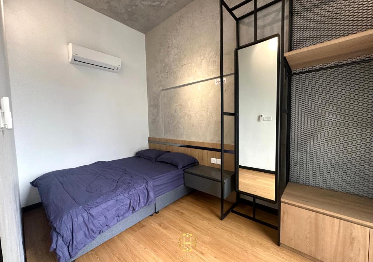 The Luxurious 27, Johor Bahru Villa Eksteriør billede